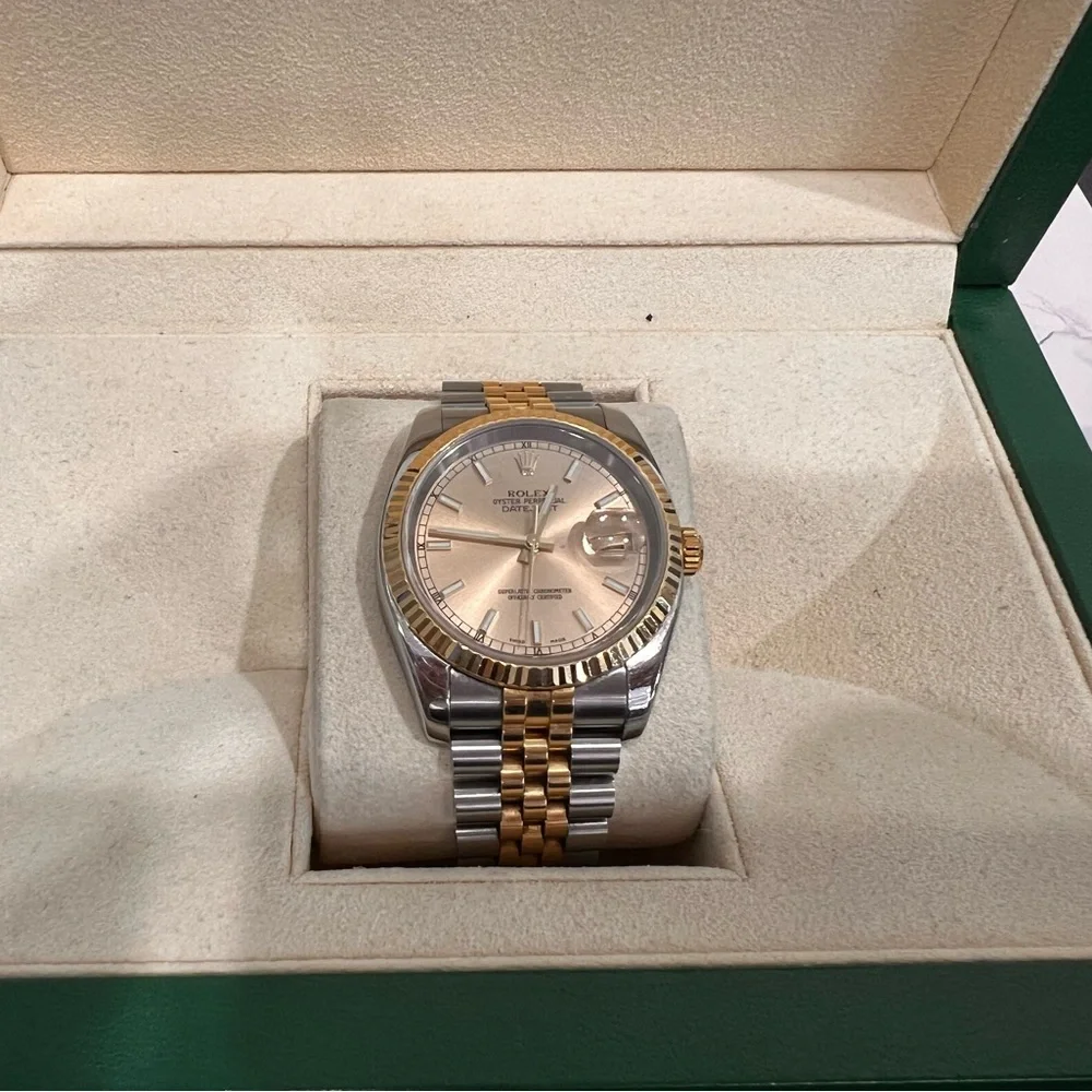 Rolex Oyster Perpetual DateJust - Picture 3 of 10